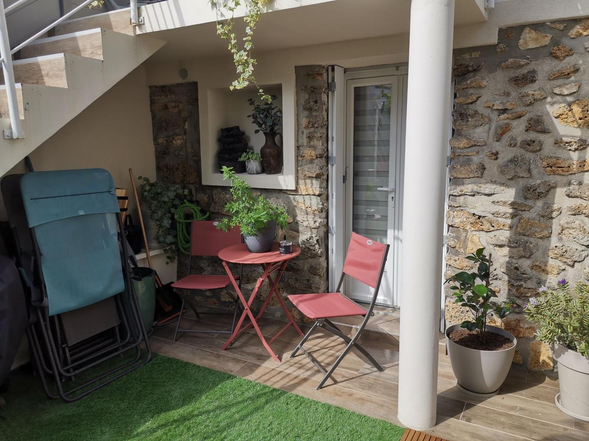 Agréable logis au calme avec jardin entre PARIS et EURODISNEY Rosny-sous-Bois Exterior foto